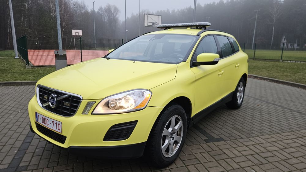 Volvo xc60_2011r_2.0d_163km_ambulans_karetka
