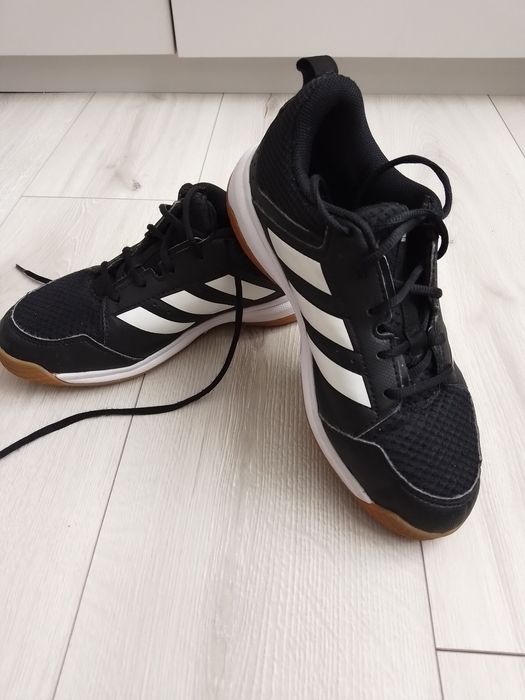 Кросівки    Adidas, р.39