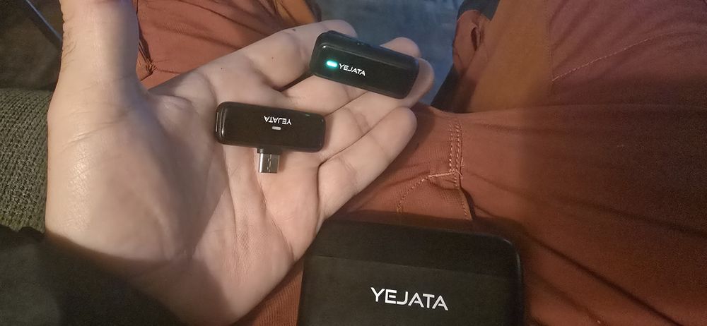 Microfone para telemóvel portátil YEJATA. novo.