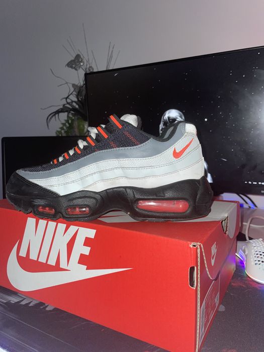 Air Max 95 com pouco uso