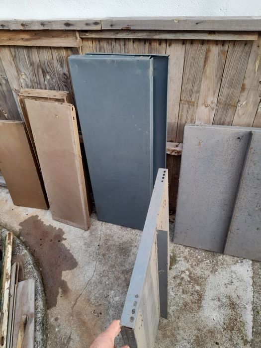 Estantes modulares metálicas