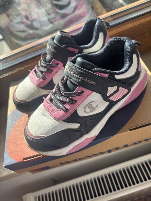 Buty sportowe adidasy rozmiar 32