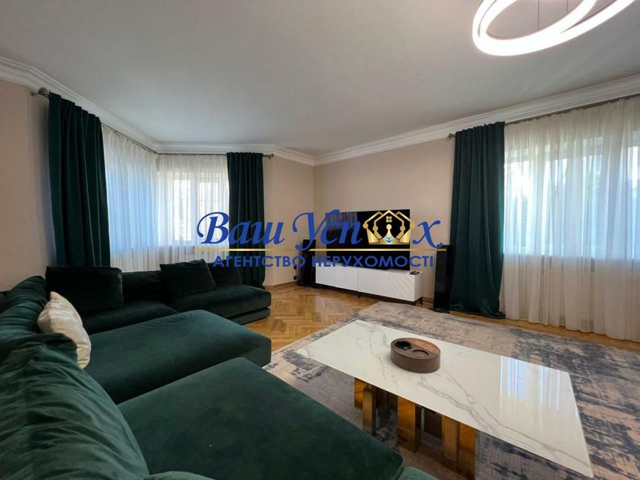 Продажа дома в Золотых Воротах с выходом на реку .Козин