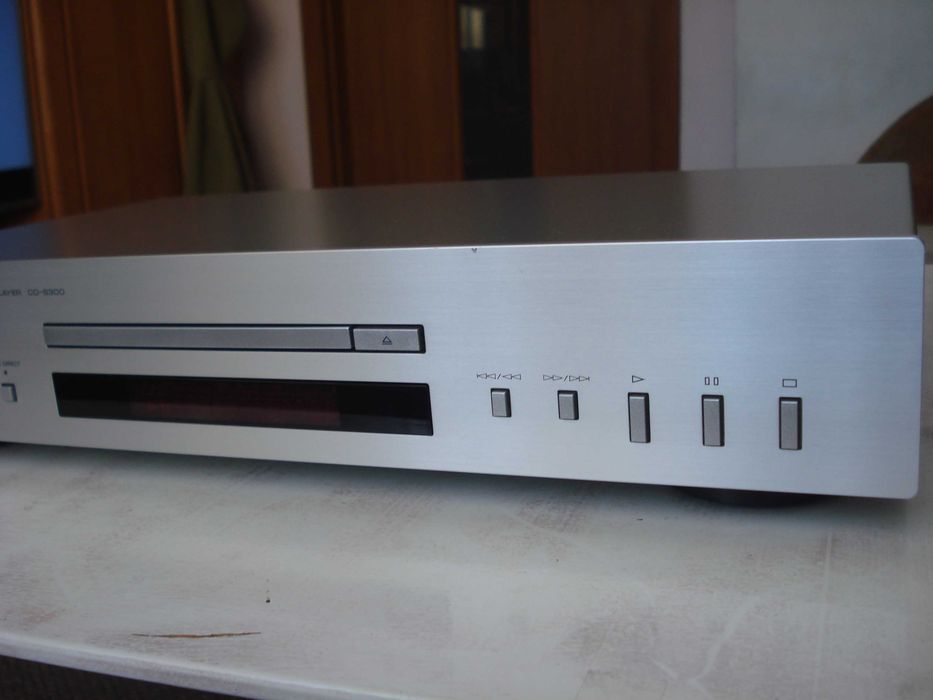 CD-програвач "Yamaha" CD-S300, CDX-593