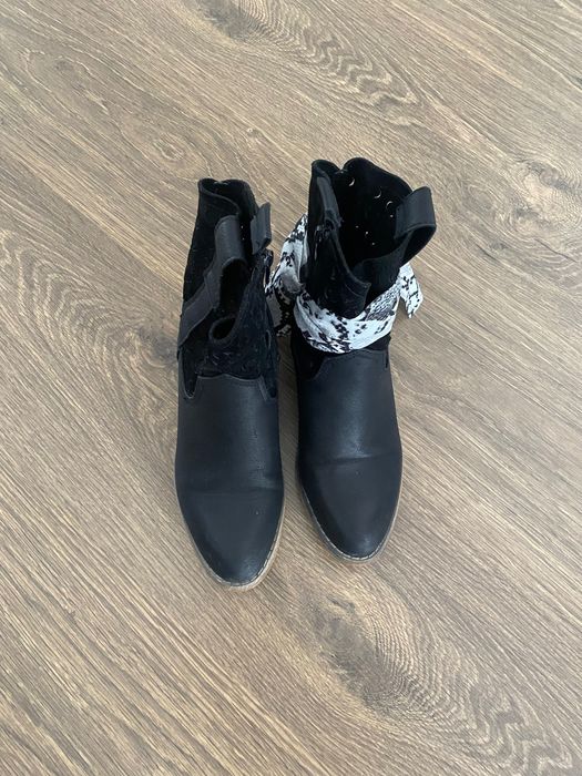 Bota preta 36 como novas