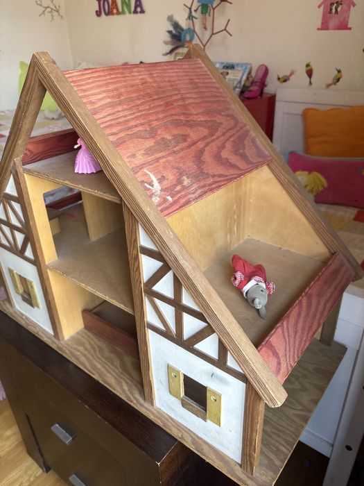 casinha  de bonecas madeira