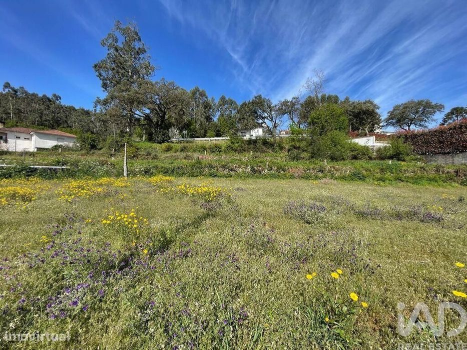 Terreno em Campo E Tamel (São Pedro Fins) de 1200,00 m2