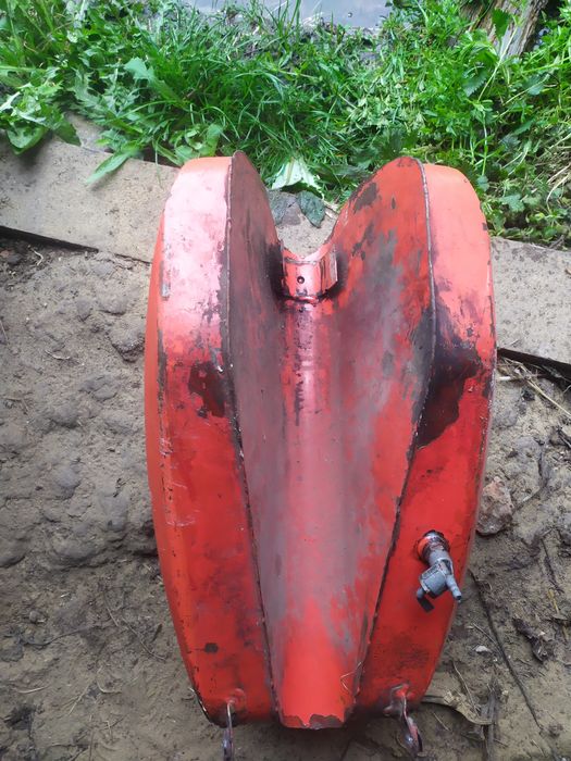 Бензобак до яви б/у