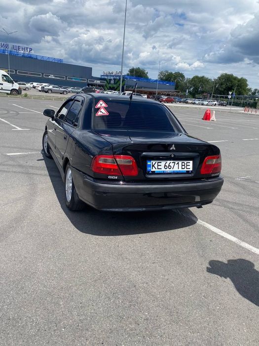 Mitsubishi Carisma