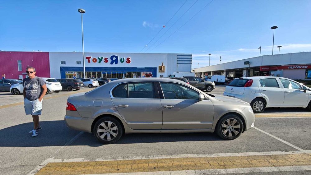 Skoda Superb 2008 Automático (TDI) - Apenas 98.000 km