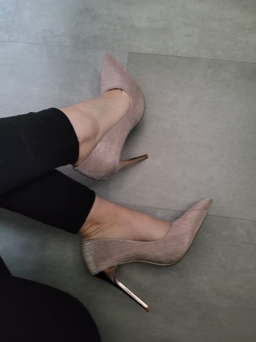 Nowe szpilki. Idealne na ślub