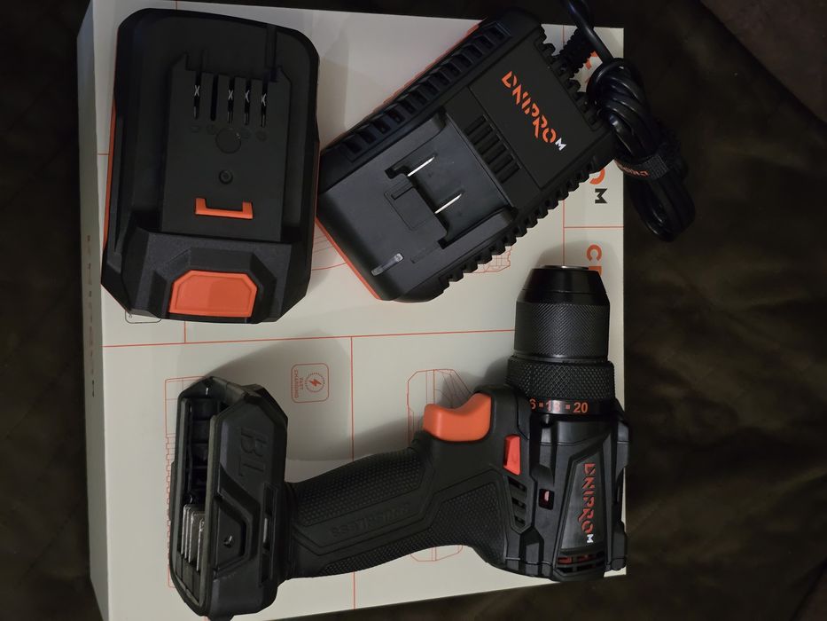 Шуруповерт Дніпро М