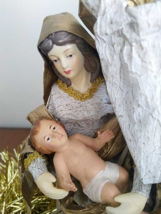 Sagrada Família (grande) com Anjo