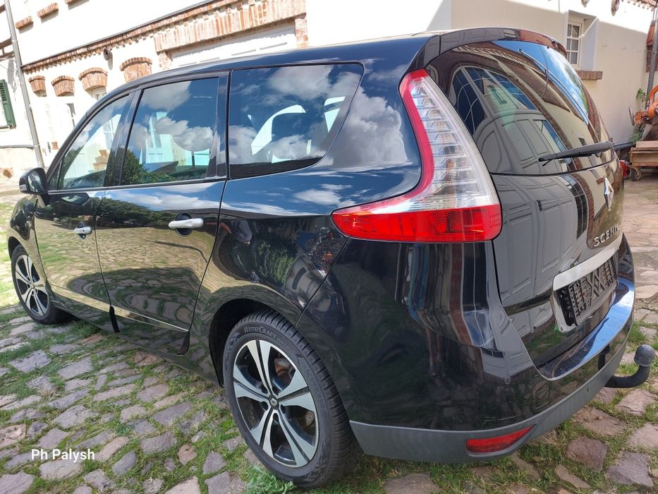 Renault Grand Scenik