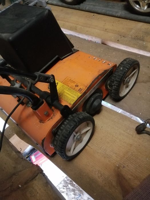 Wertykulator aerator