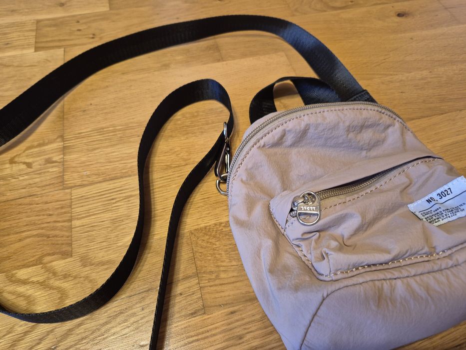 Damski mini plecaczek Cropp