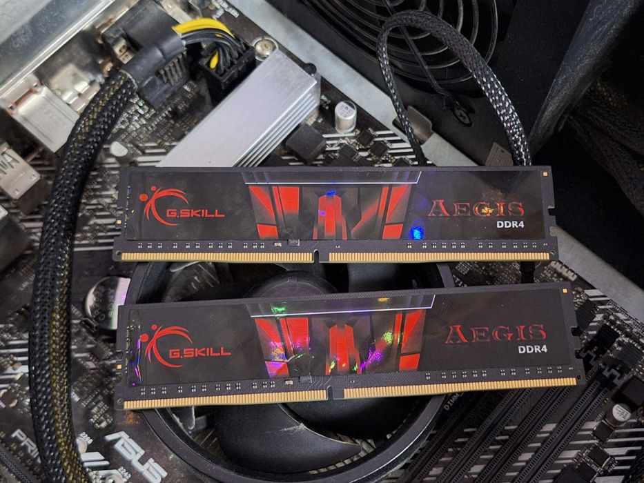 Оперативна память DDR4 G.Skill