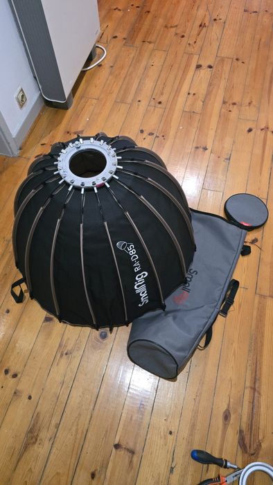Softbox Smallrig RA-D85 bem estimado