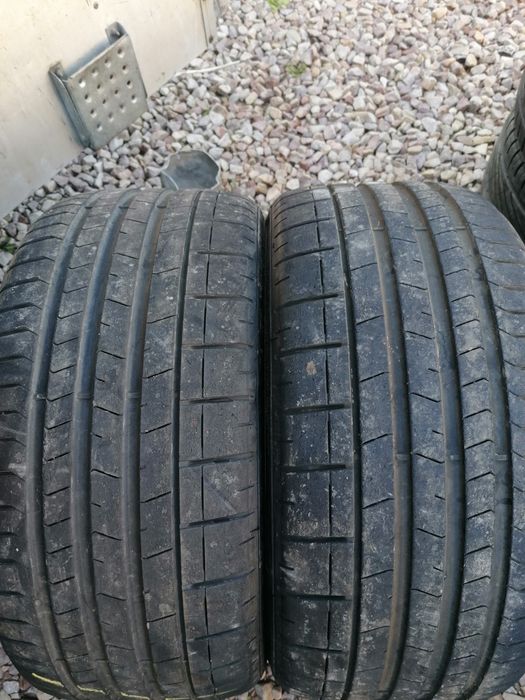 255/30/20 Pirelli 2025 rok