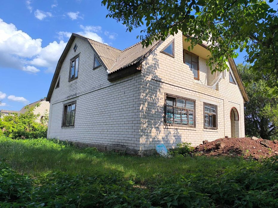 Продаж будинку 117,6 м² (біла цегла) + 45 сот з виходом до річки, с. Куцівка