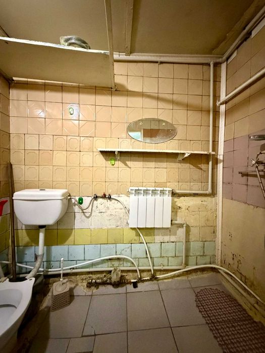 Продаю 2-кімнатну квартиру на землі, на розі вул. Даля та Кузнецької. Ц5