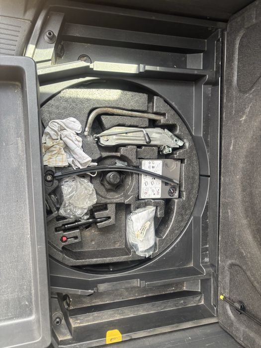 Volksvagen Touran 2.0 TDI DSG automat