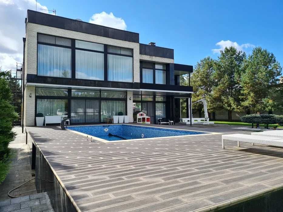 Неймовірний будинок 565м2 Дмитрівка Стоянка Чайки Мила