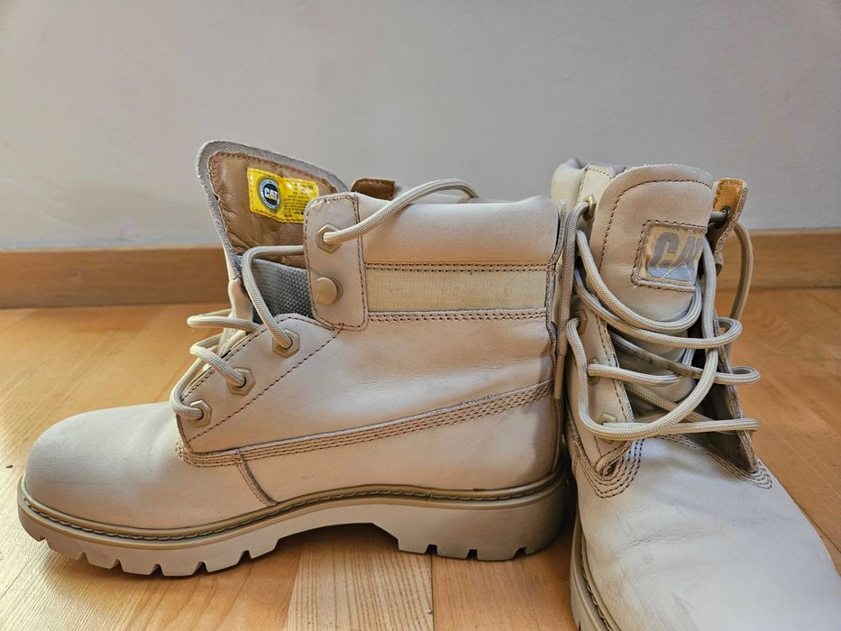 damskie buty z nubuku Caterpillar (CAT)