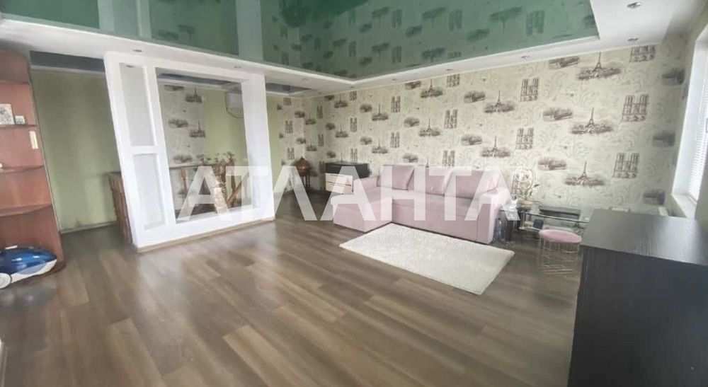 Дом в Кошарах с ремонтом и документами