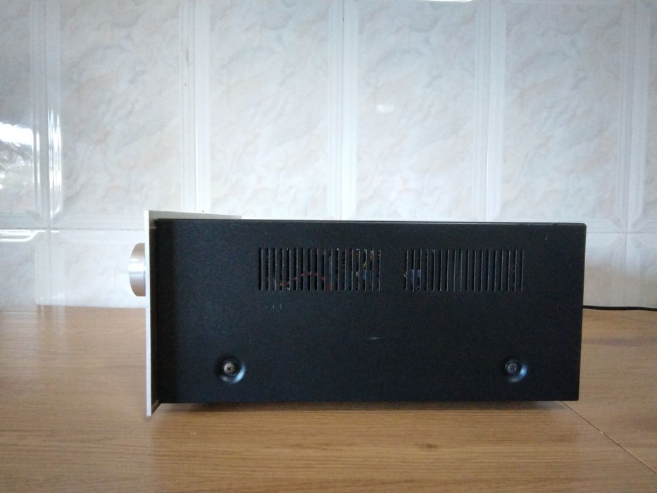 Amplificador integrado Sanyo Dca 311