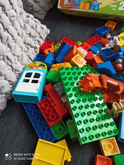 Duży zestaw klocków Lego DUPLO