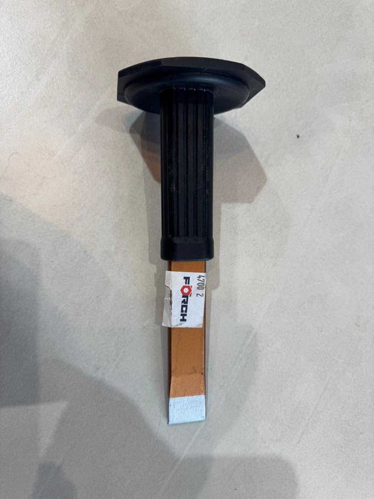Cinzel de corte plano com proteção para a mão Fôrch