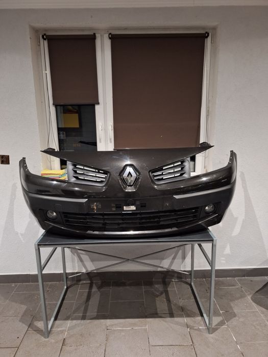 Zderzak przód przedni renault megane cc cabrio 08r. Kod lak NV676