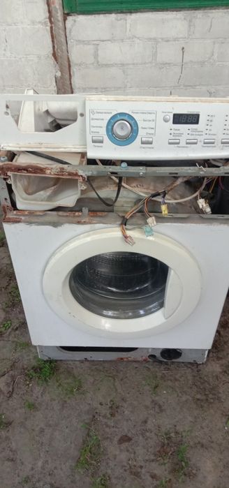 Продам пральну машину по запчастям