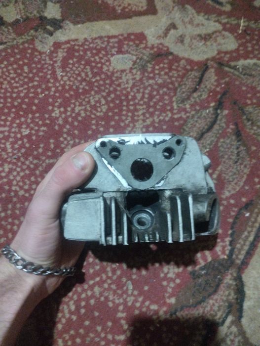 Головка циліндра