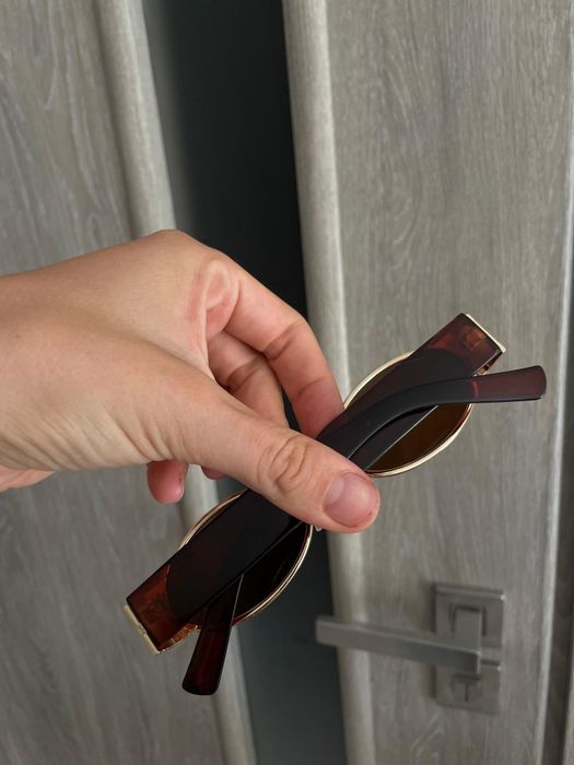 Nowe okulary przeciwsłoneczne dla kobie