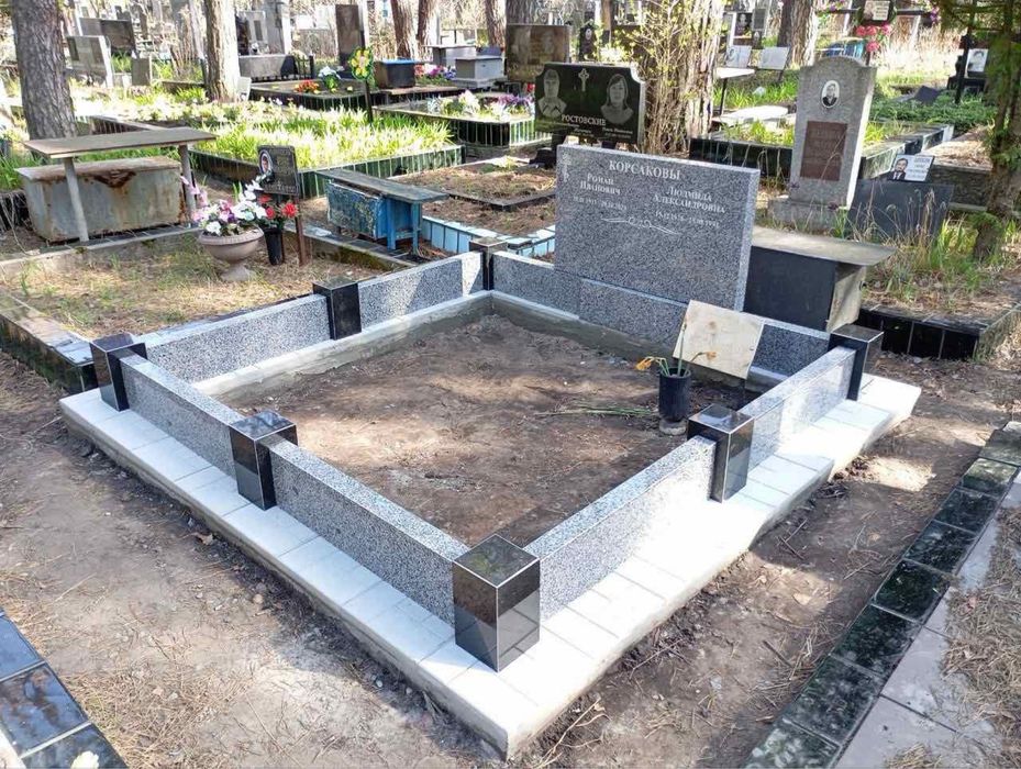 Памʼятники з граніту