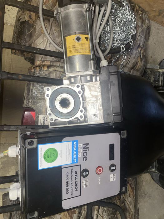 Napęd do bramy garażowej