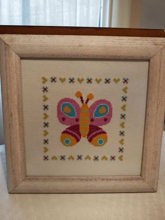 Conjunto de 4 Quadros Decorativos Infantis Ponto de Cruz Artesanal