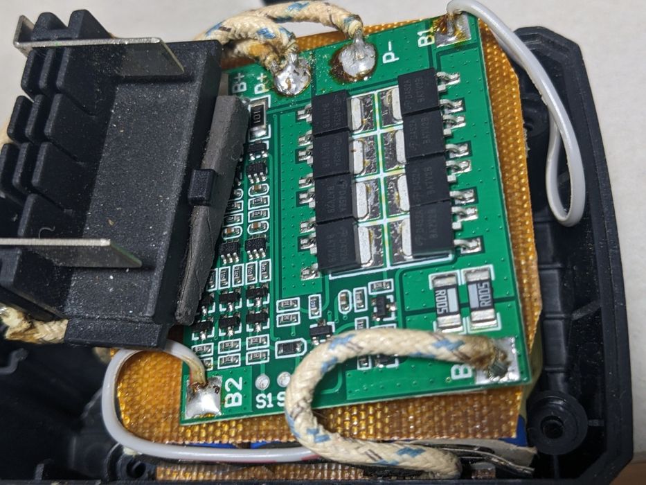 Акумулятор Li-ion 12В для шуруповерта DWT (перероблений))