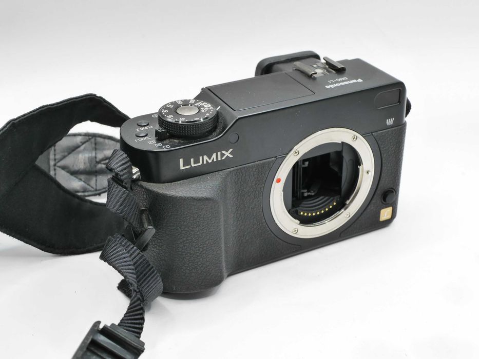 Kultowa lustrzanka 4/3  Lumix L1