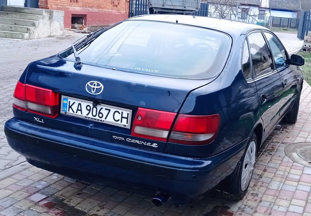 Продам Toyota Carina E 1.8