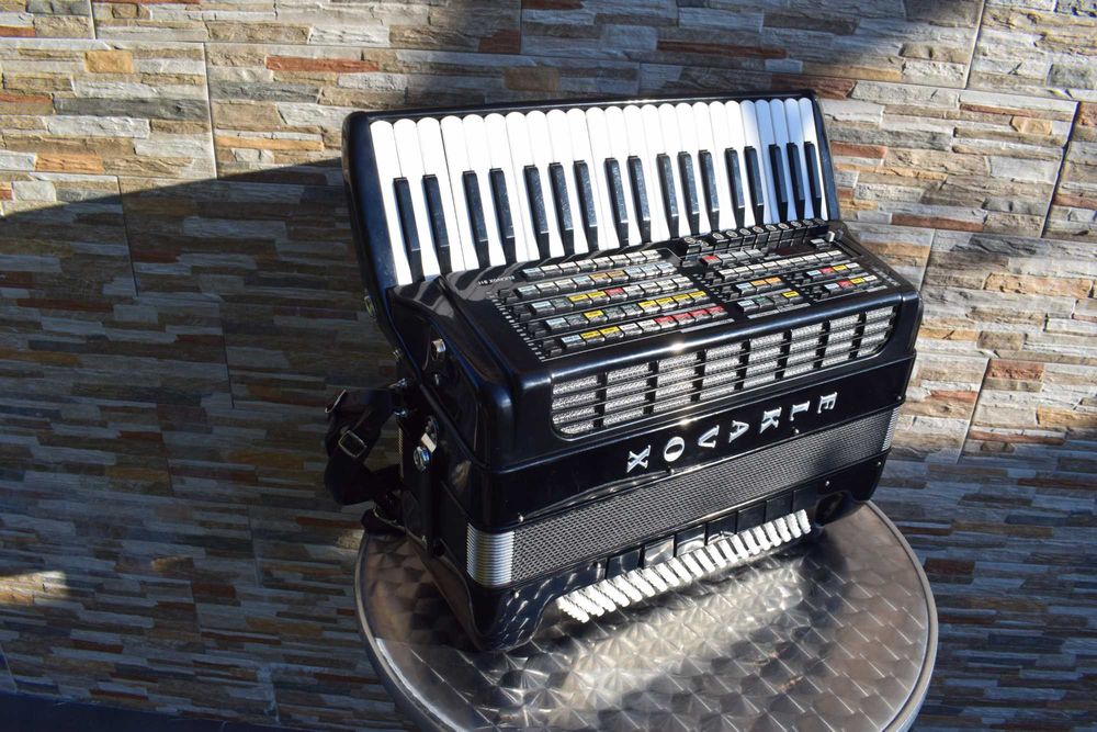 Acordeao Elkavox 4 Voz Com Sistema Midi, N . 334