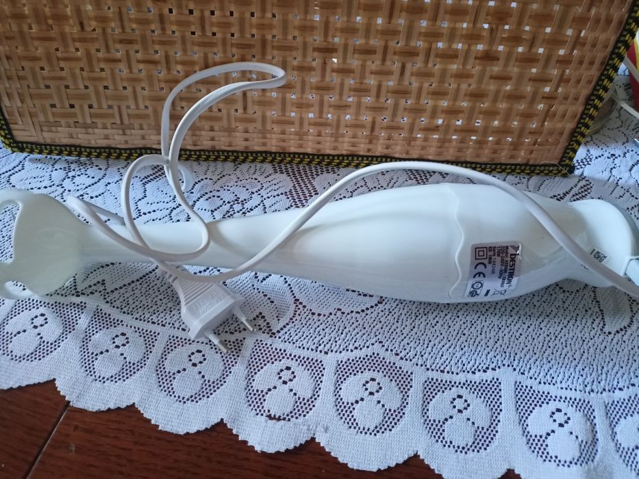 Blender ręczny bestron