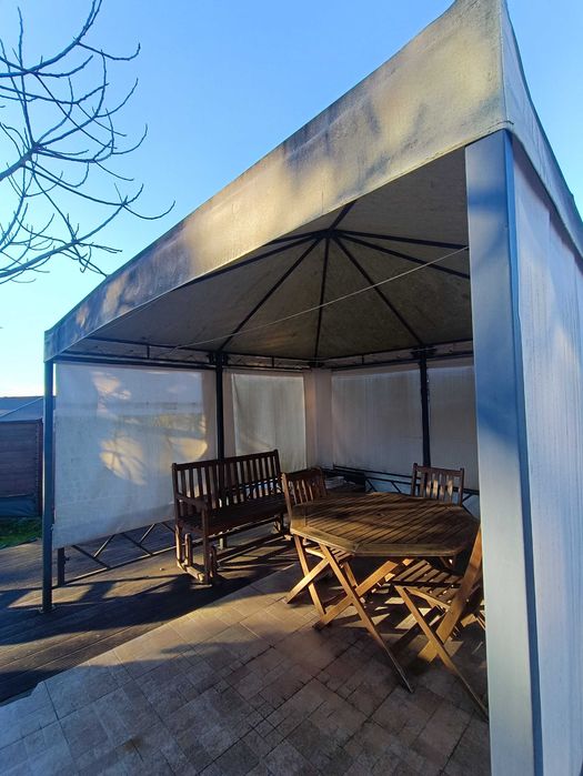 Pérgola em ferro trabalhado para jardim e exteriores