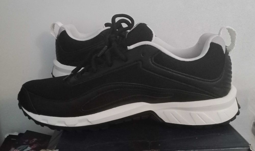 Sapatilhas / tênis novos Reebok n 41