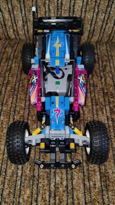Lego Technic-Buggy-позашляховик 42124