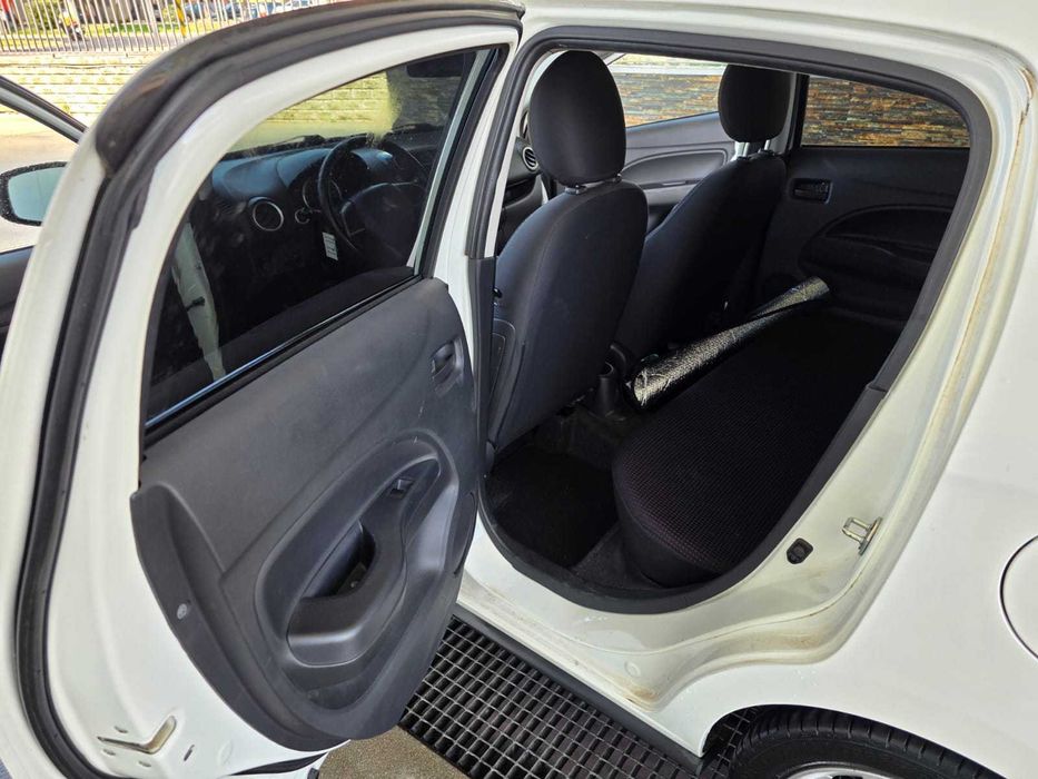 Mitsubishi Space Star 1.2 de 2013 com 79.064 km