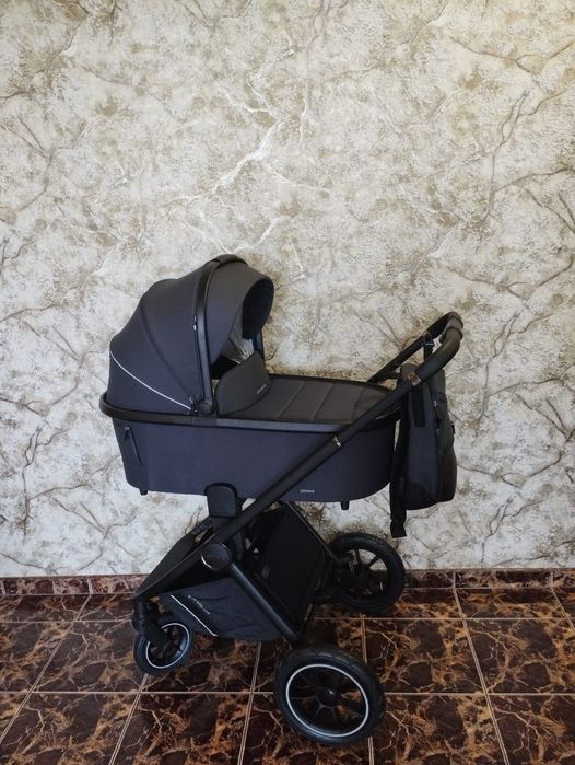 Продам коляску Carrera Ulitimo