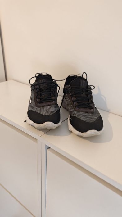 Sapatilhas Nike React Live